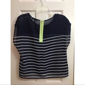 navy blue and white stripes crop tee • M